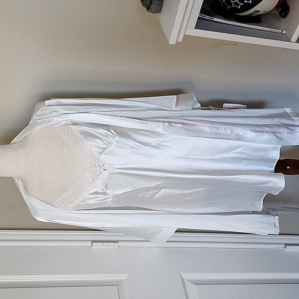 NEW MRS Satin Bridal Embroidered Robe and Chemise Nightgown Set, Linea Donatella - Picture 6 of 9